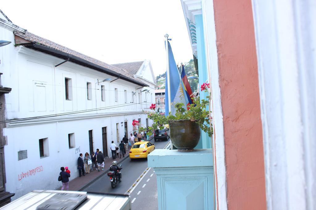 Hostal Yumbo Imperial Quito Exterior foto