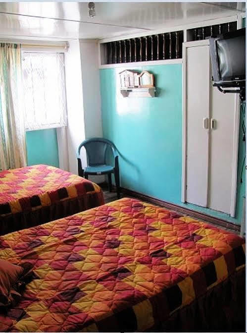 Hostal Yumbo Imperial Quito Exterior foto